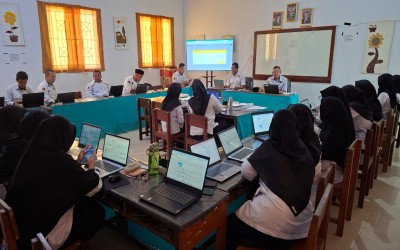 ASN MTsN 1 Bangka Tengah Laksanakan Pengisian Modul Pengelolaan Konflik Kepentingan